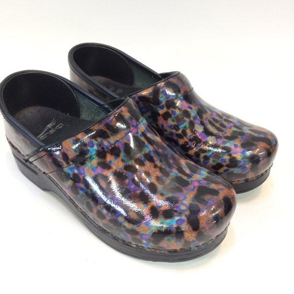 cheetah dansko